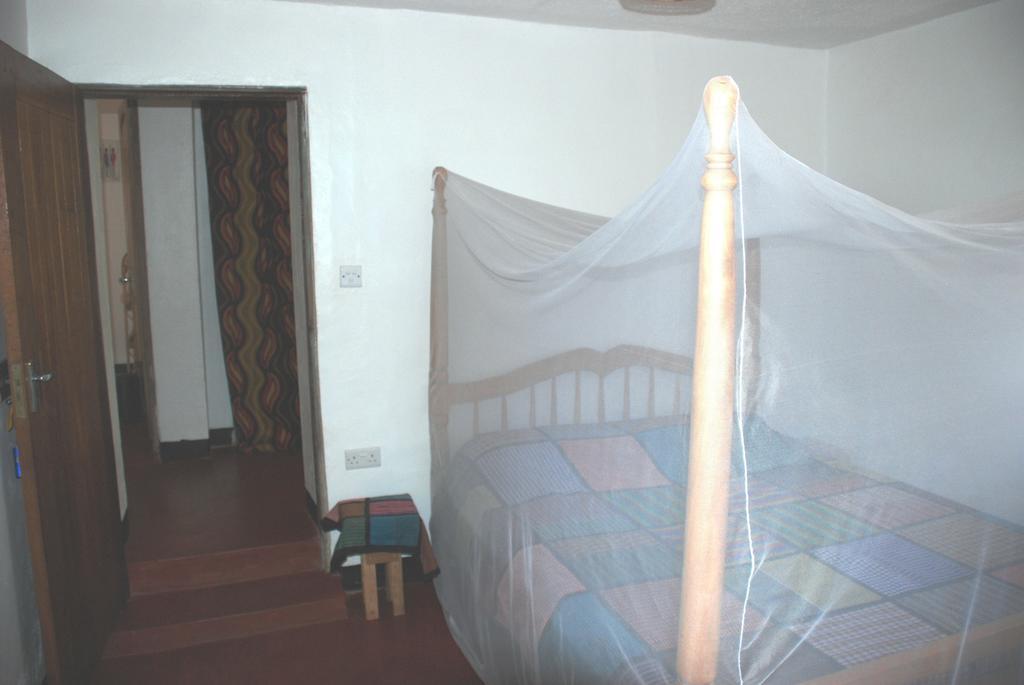 Alison&Dave's Guesthouse Entebbe Chambre photo